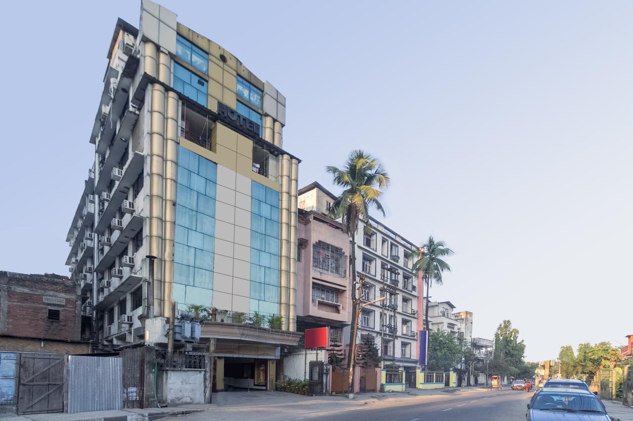 Oyo 7786 Hotel Monsoon Palace Guwahati Exterior foto