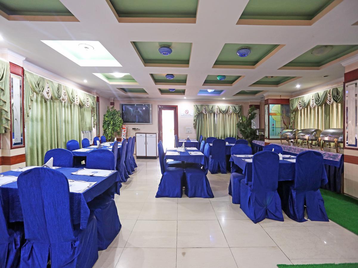 Oyo 7786 Hotel Monsoon Palace Guwahati Exterior foto