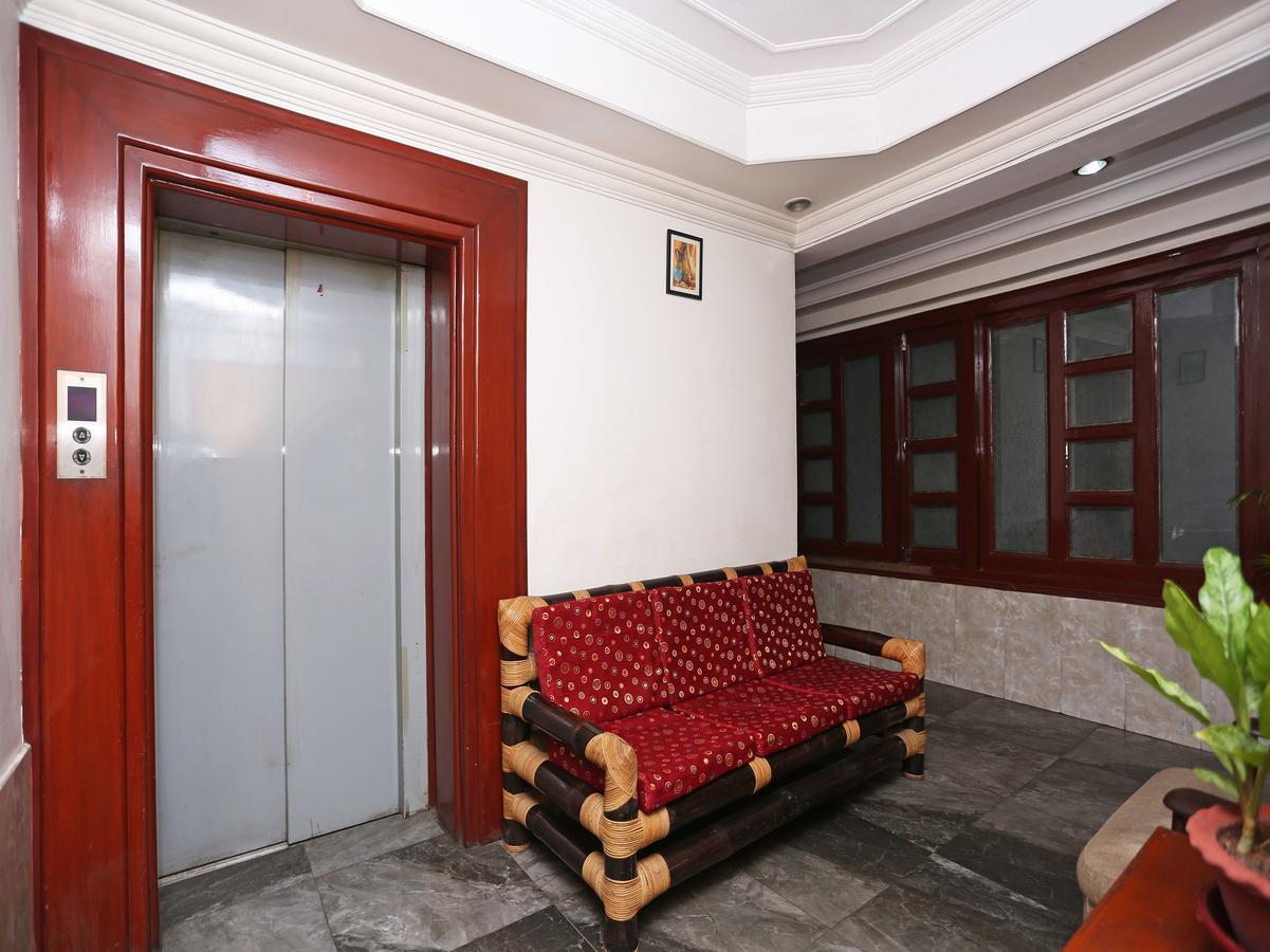 Oyo 7786 Hotel Monsoon Palace Guwahati Exterior foto