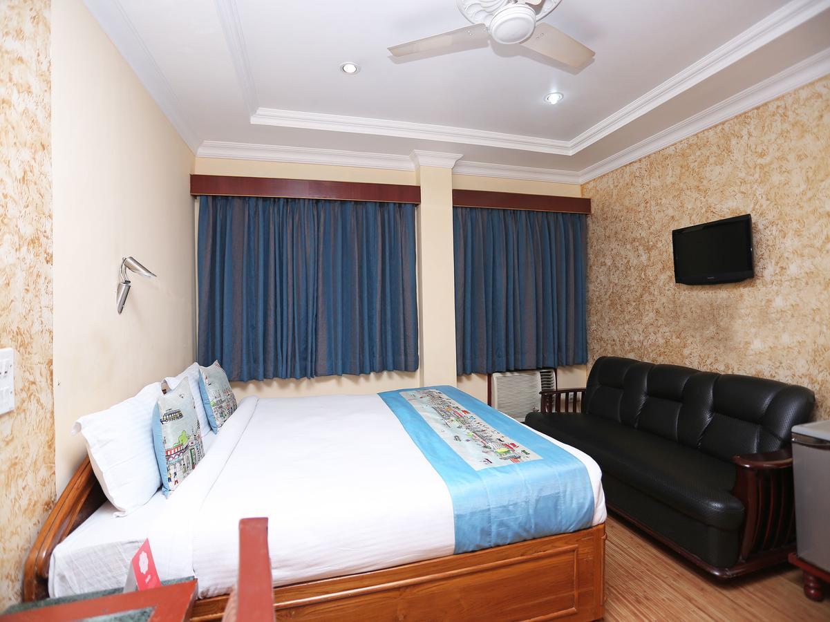 Oyo 7786 Hotel Monsoon Palace Guwahati Exterior foto